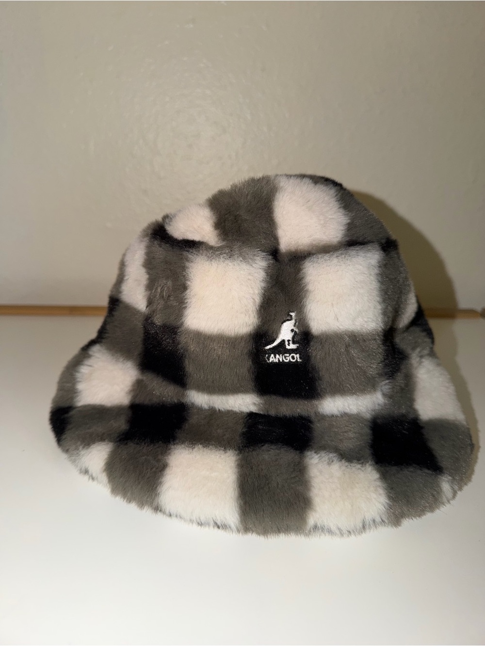 Kangol Kids Checked Faux-Fur Bucket Hat - Black & White size M
